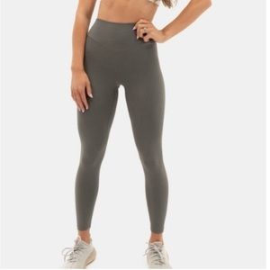 Balance Athletica/Vitality Ascend Pant (Leggings)